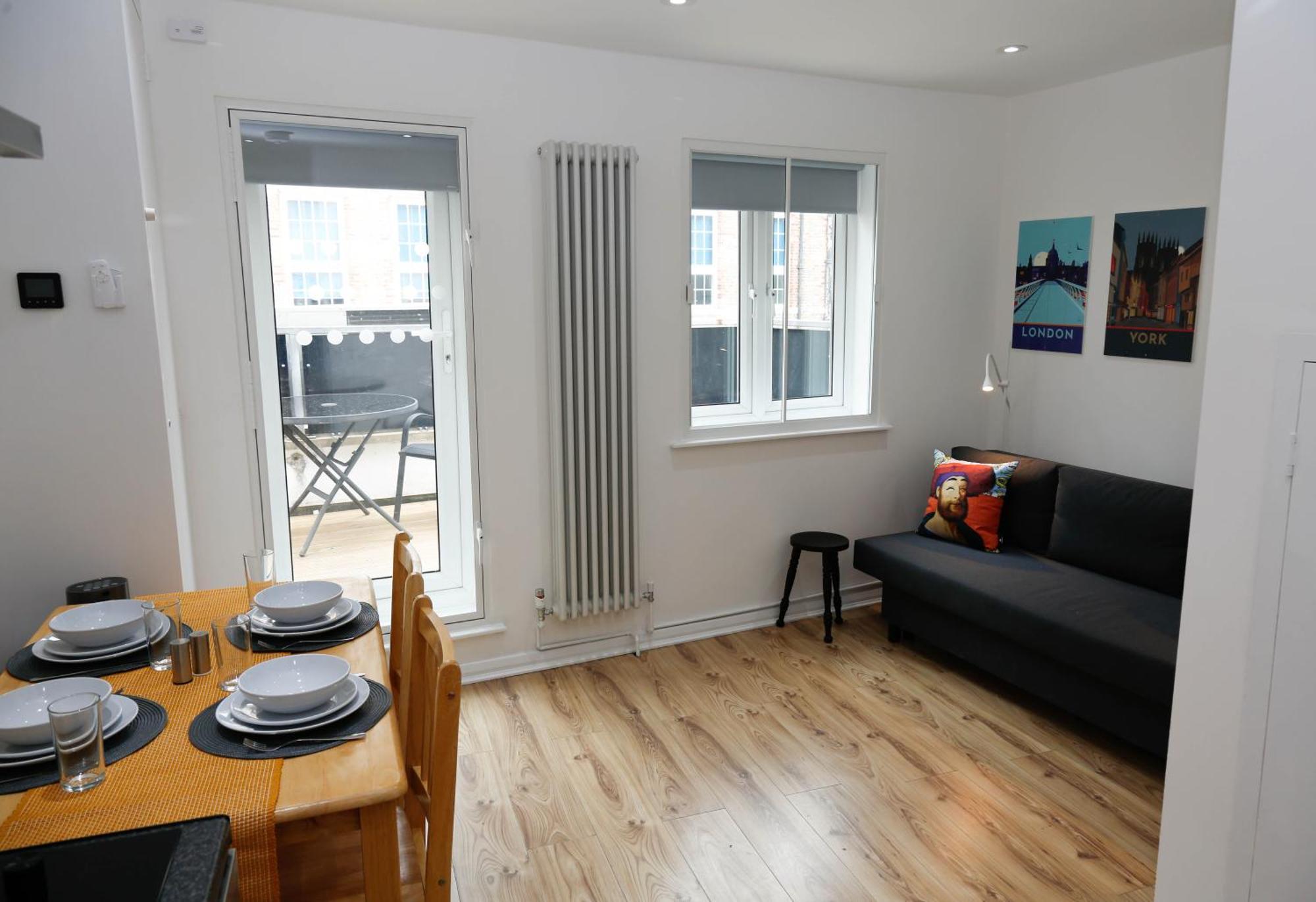 New Luxury Apartments In Central London Next To Shops, Cafes, Bars & Metro Экстерьер фото
