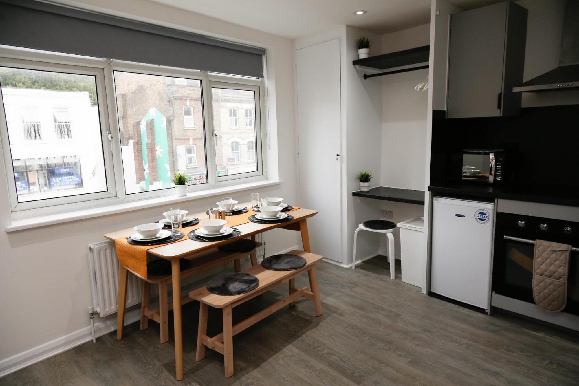 New Luxury Apartments In Central London Next To Shops, Cafes, Bars & Metro Экстерьер фото